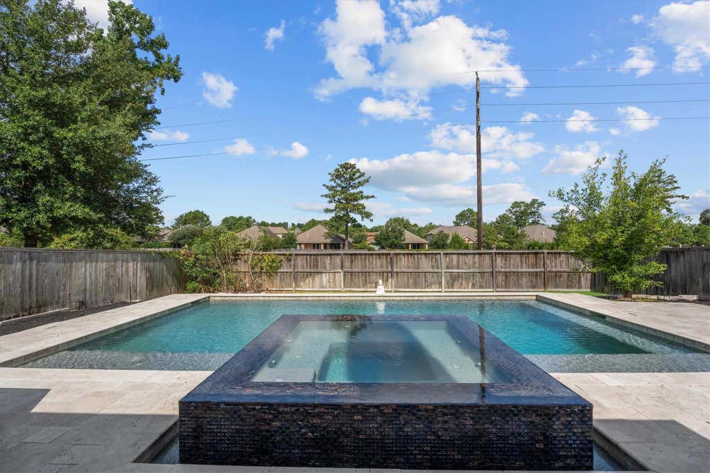 Photo of 74 Wyatt Oaks Drive, Tomball, TX 77375 (MLS # 25077467)