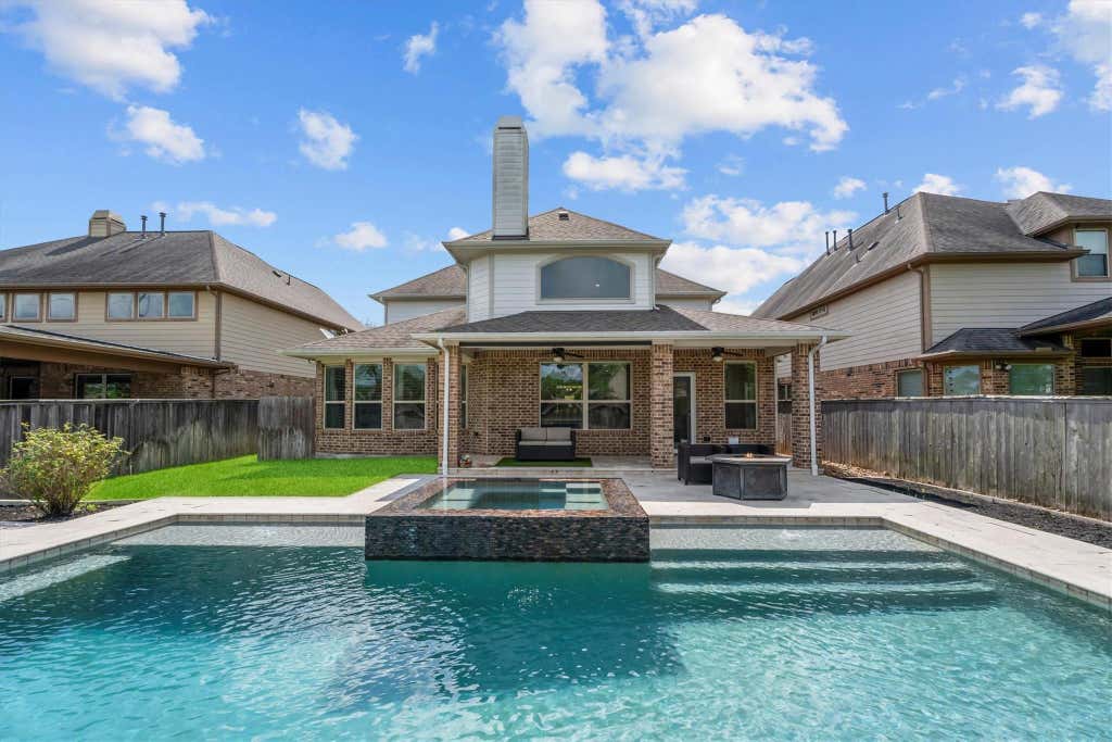 Photo of 74 Wyatt Oaks Drive, Tomball, TX 77375 (MLS # 25077467)