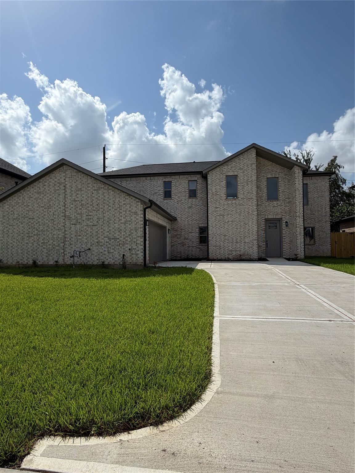 2611 Liguria Lane