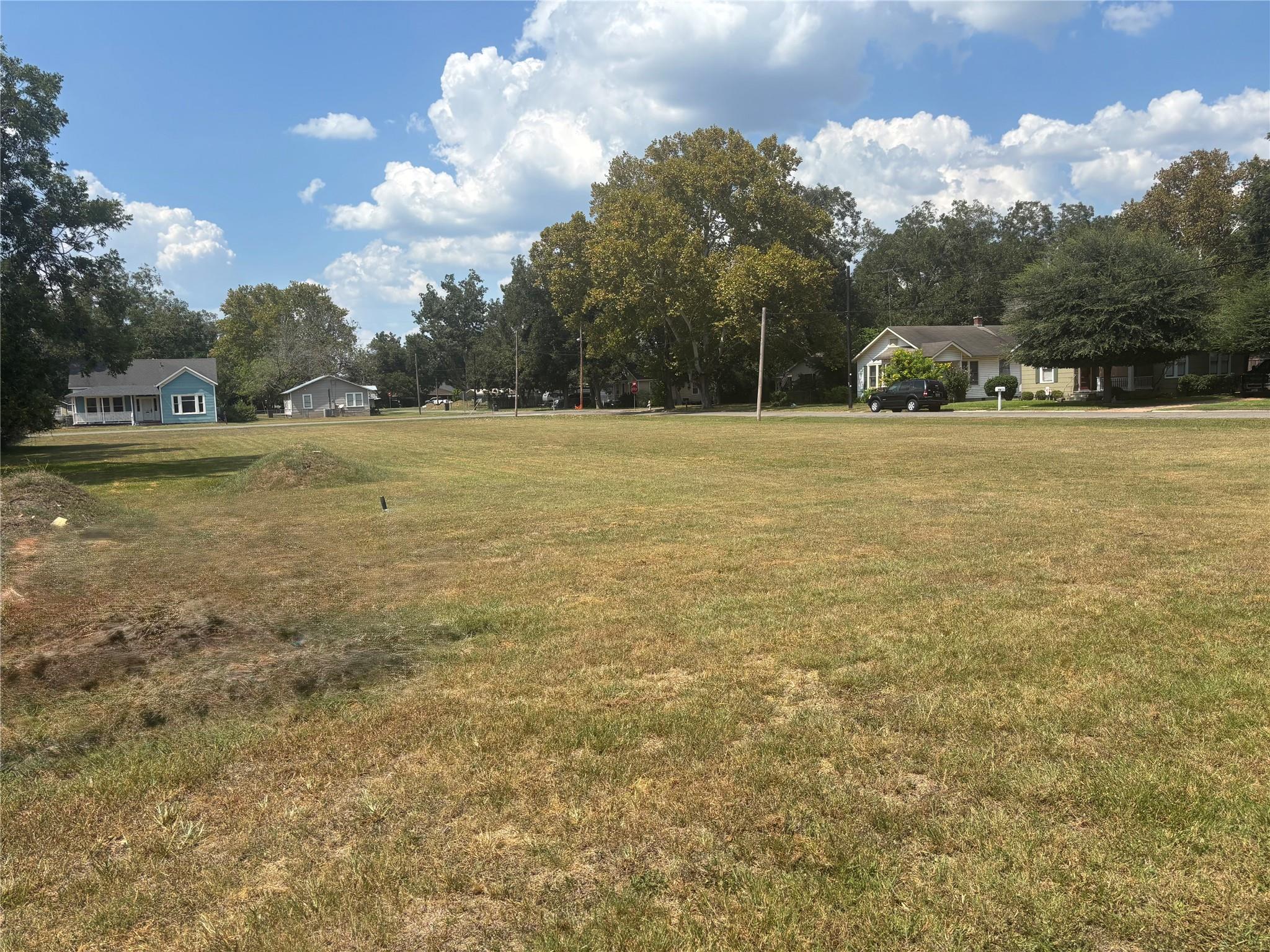 Photo 1 of 3 — N/A Second Avenue NE, Columbus, TX 78934