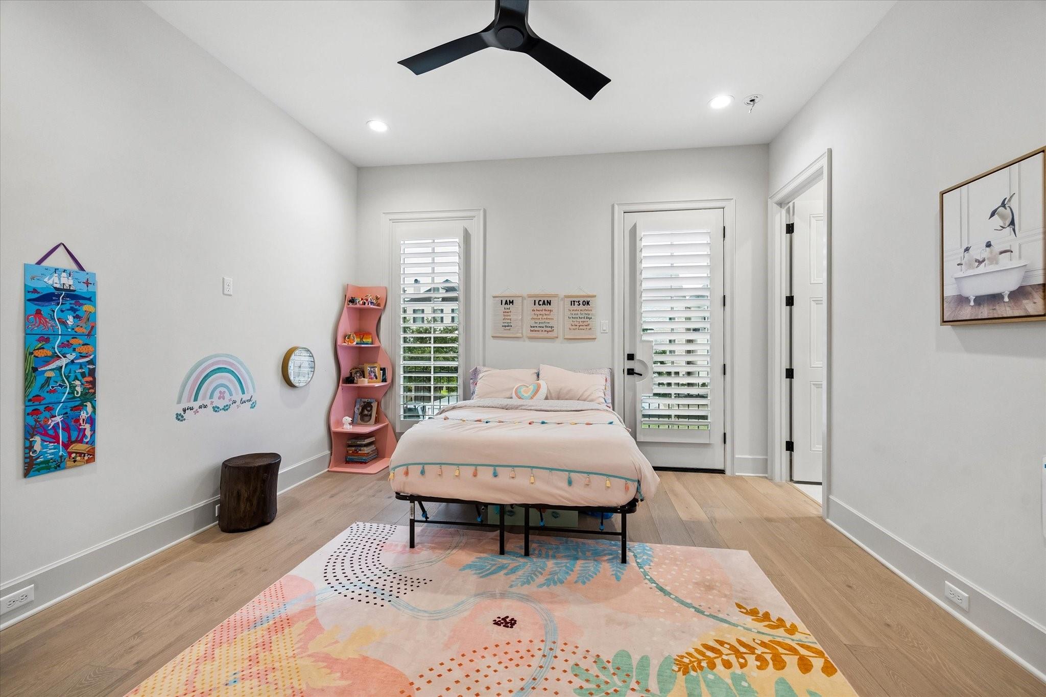 Houston, Texas, 77024, United States, 4 Bedrooms Bedrooms, ,5 BathroomsBathrooms,Residential,Active,2052017