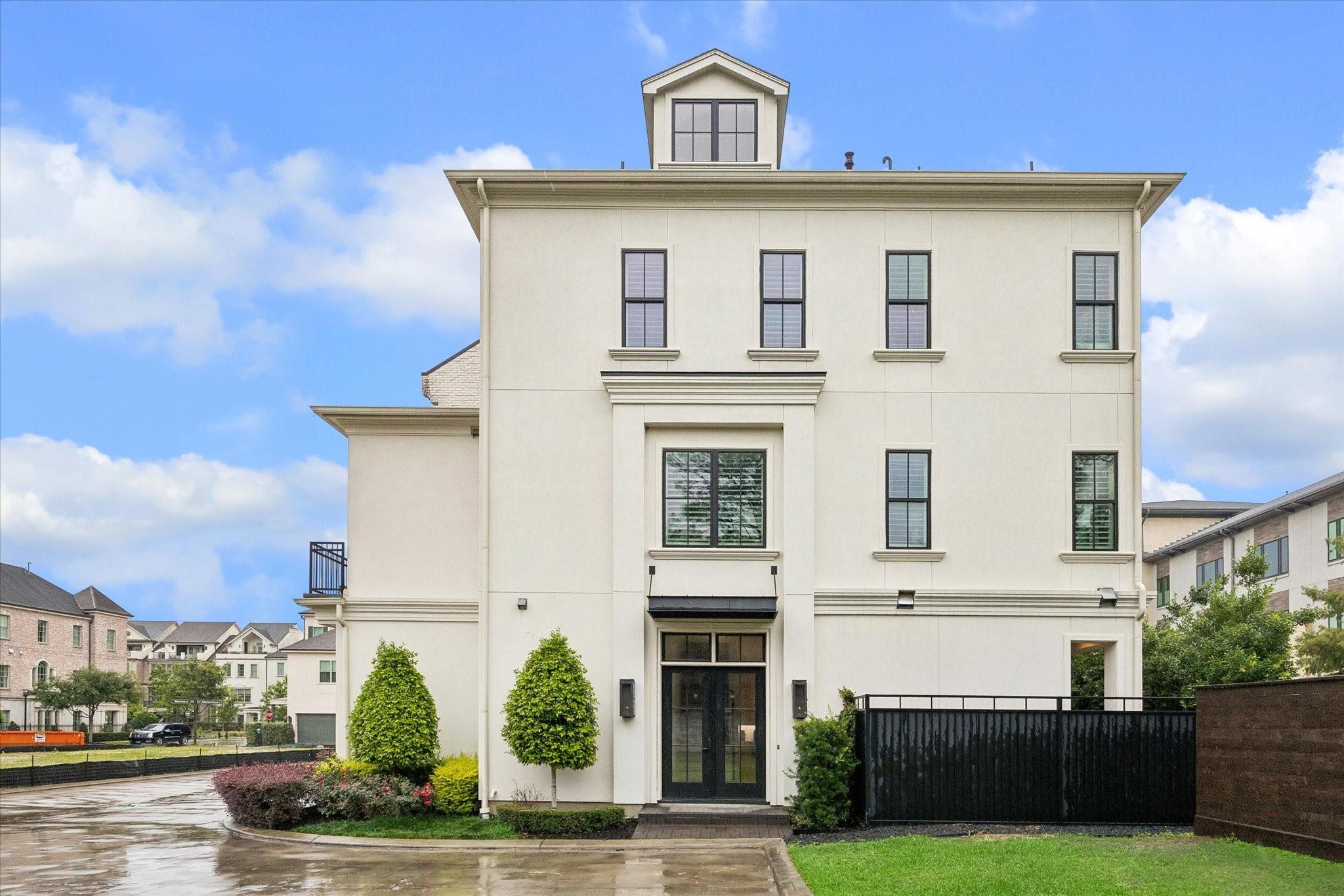 Houston, Texas, 77024, United States, 4 Bedrooms Bedrooms, ,5 BathroomsBathrooms,Residential,Active,2052017