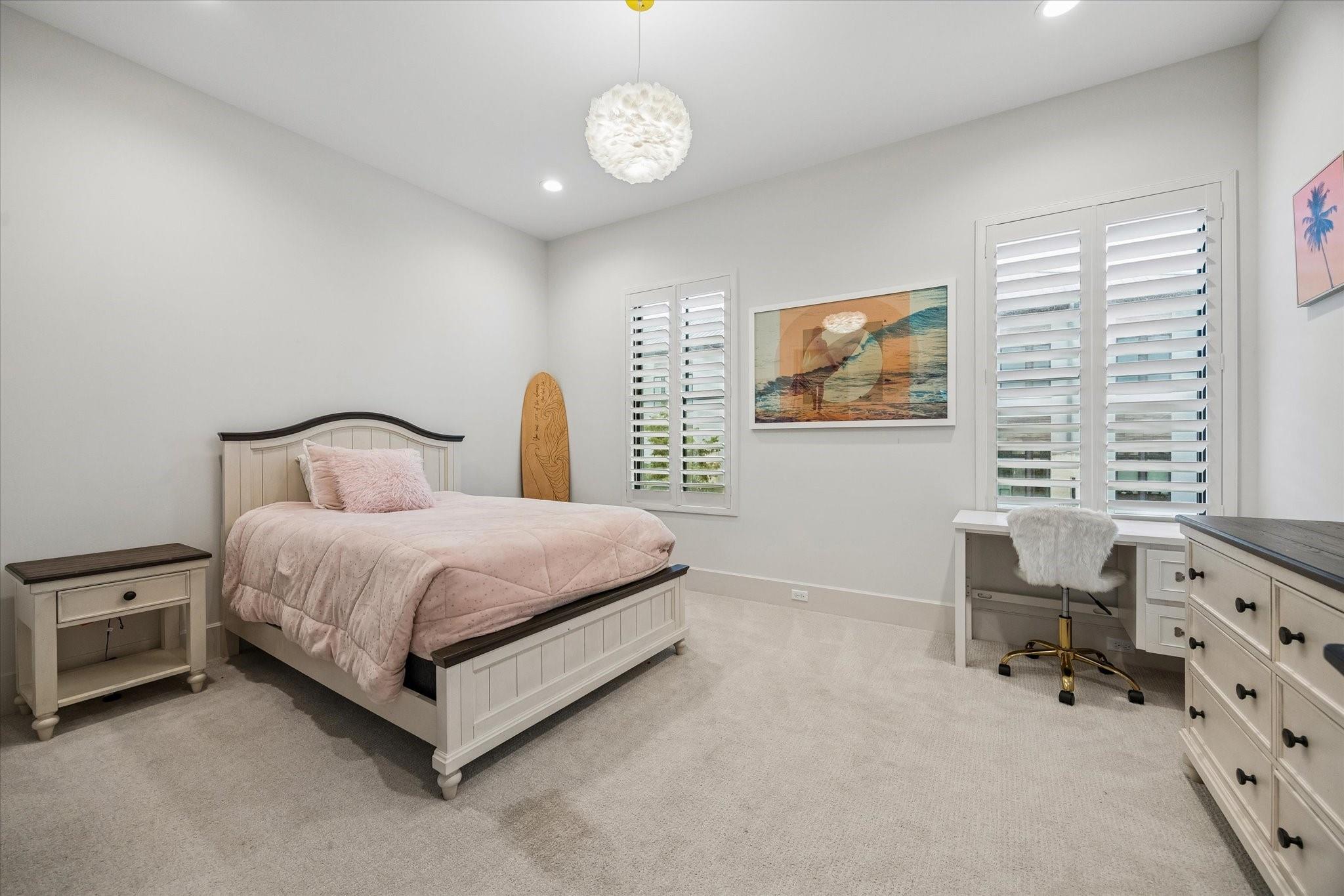 Houston, Texas, 77024, United States, 4 Bedrooms Bedrooms, ,5 BathroomsBathrooms,Residential,Active,2052017