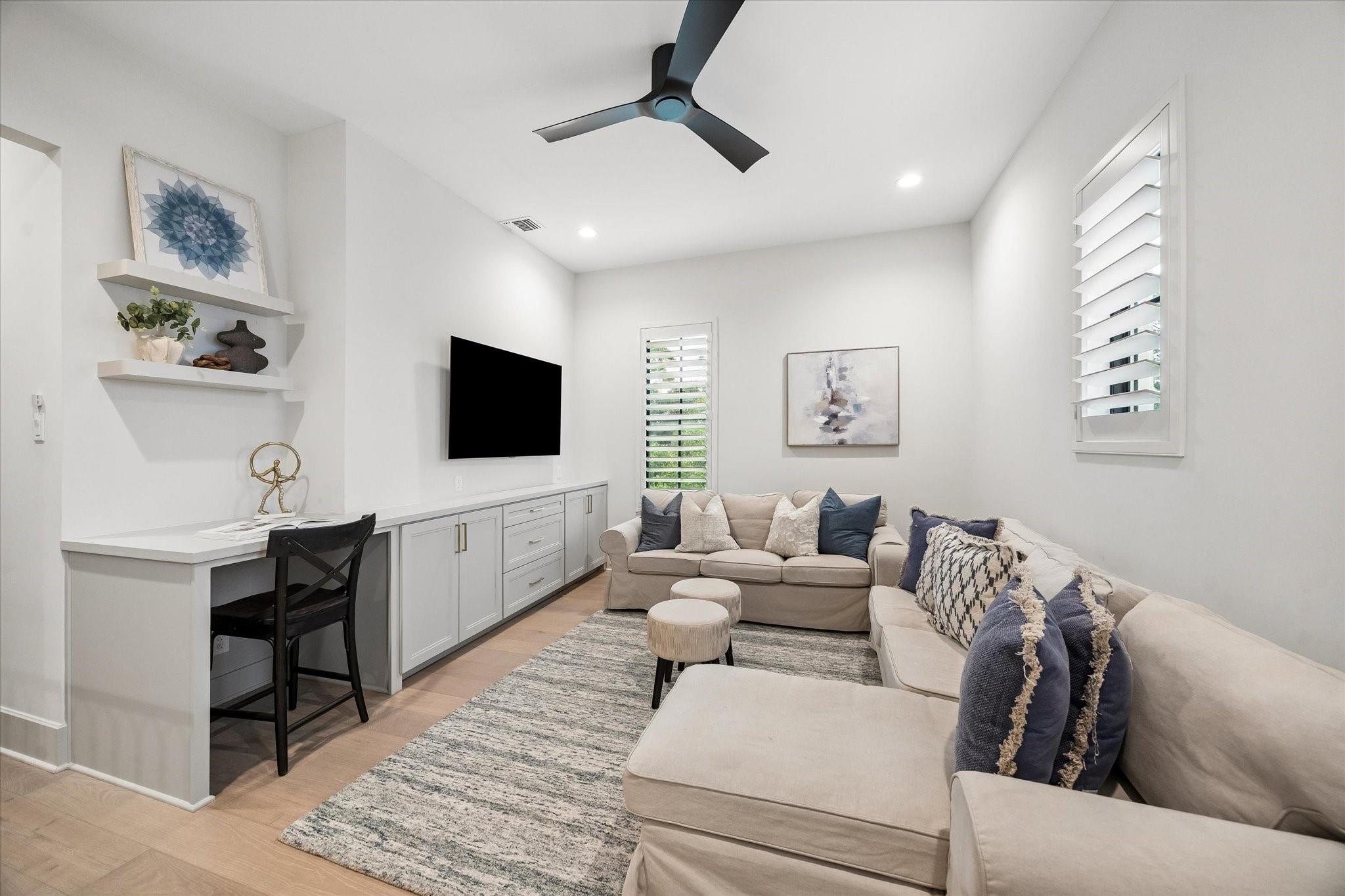 Houston, Texas, 77024, United States, 4 Bedrooms Bedrooms, ,5 BathroomsBathrooms,Residential,Active,2052017