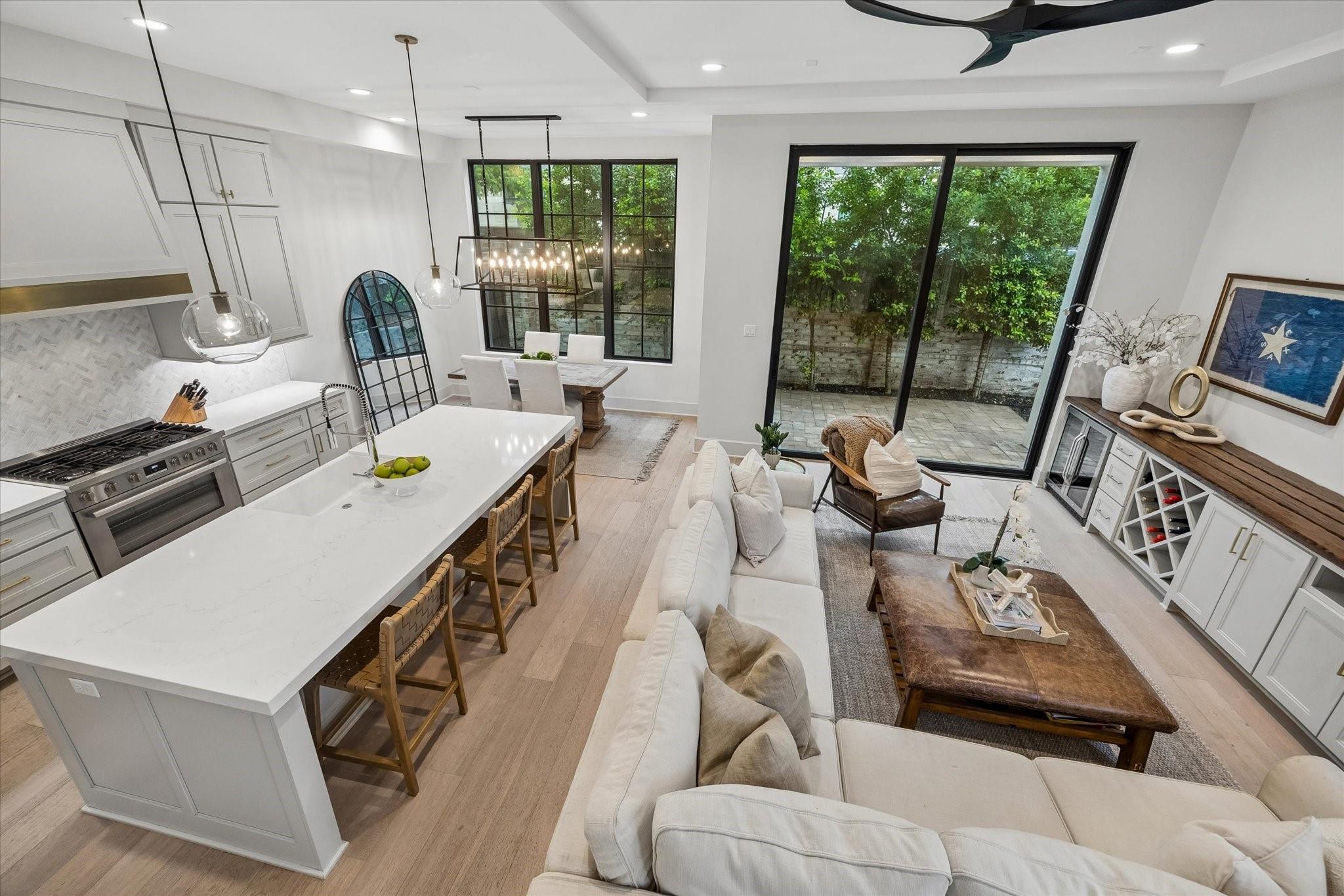 Houston, Texas, 77024, United States, 4 Bedrooms Bedrooms, ,5 BathroomsBathrooms,Residential,Active,2052017