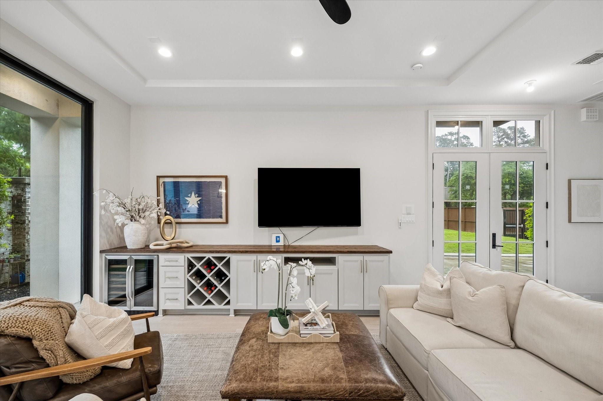 Houston, Texas, 77024, United States, 4 Bedrooms Bedrooms, ,5 BathroomsBathrooms,Residential,Active,2052017