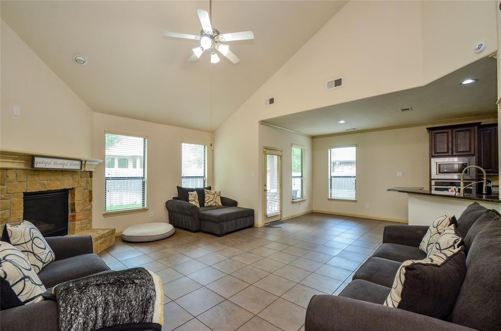 Photo of 11014 Sir Alex Drive, Tomball, TX 77375 (MLS # 21588670)