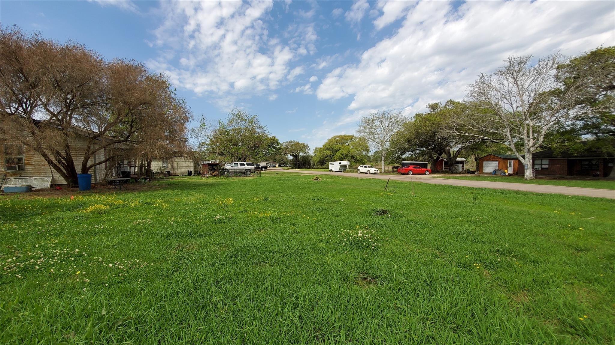 108 Country Oaks Street