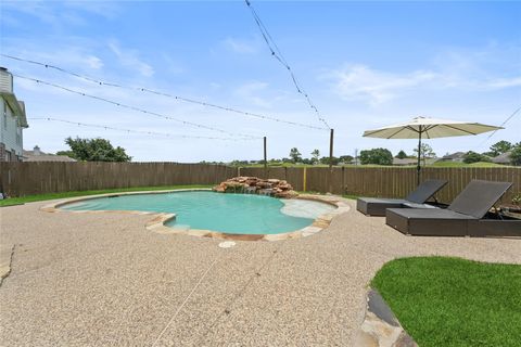 Homes For Sale - 10522 Badger Canyon Drive<br/> Harris County, Houston, TX 77095