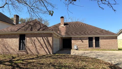 Photo of 2218 Woodland Park Drive, Houston, TX 77077 (MLS # 95378503)