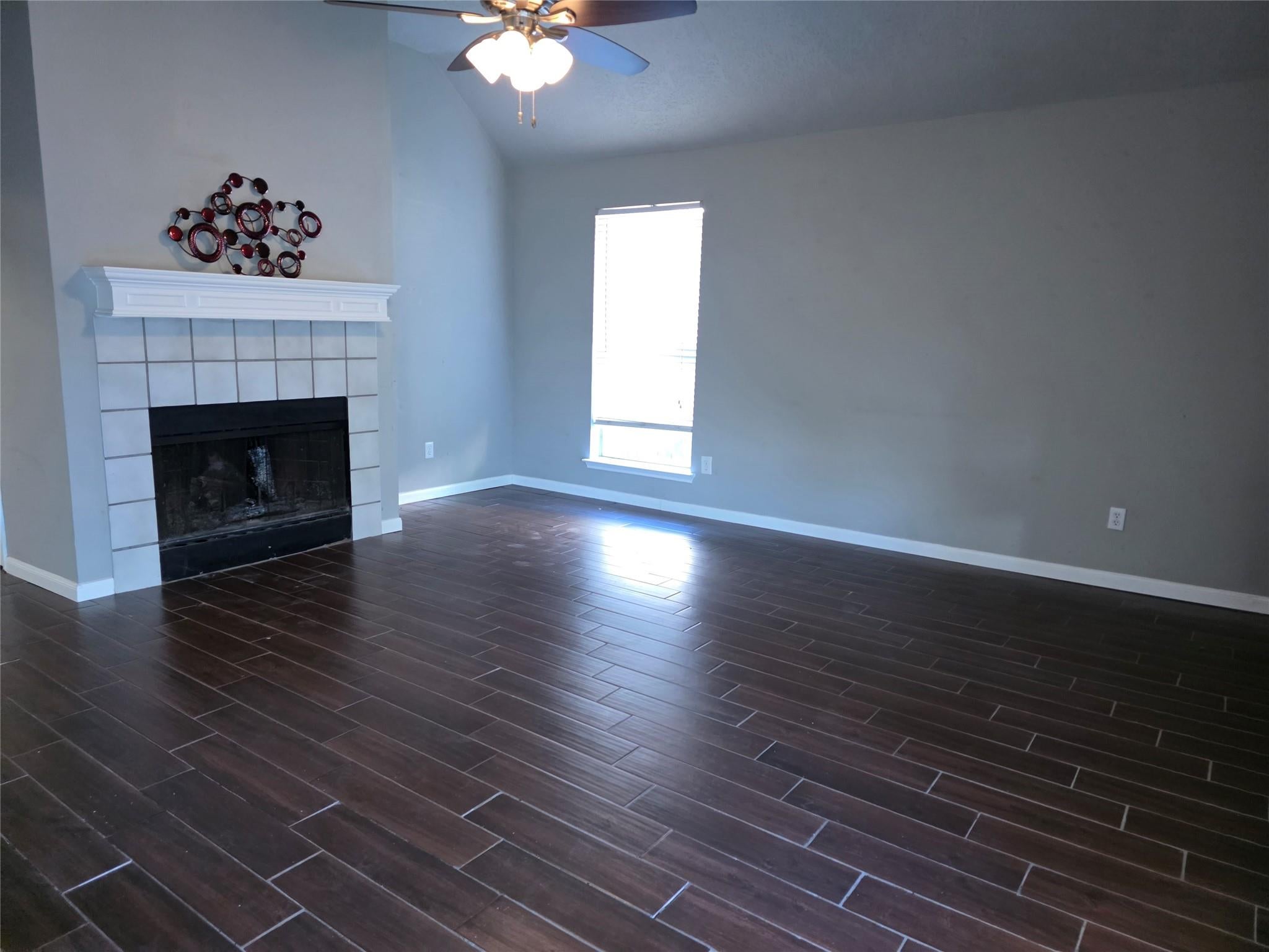 2215 Lady Leslie Lane