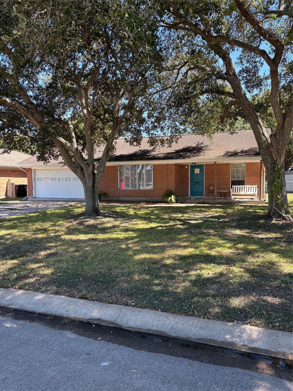 1713 Glenview Lane