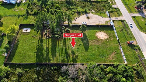 Photo of 1229 County Road 5100 Road, Cleveland, TX 77327 (MLS # 83005224)