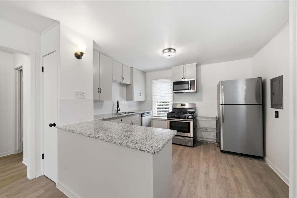 Photo of 1523 Bonnie Brae Street #1, Houston, TX 77006 (MLS # 85232390)