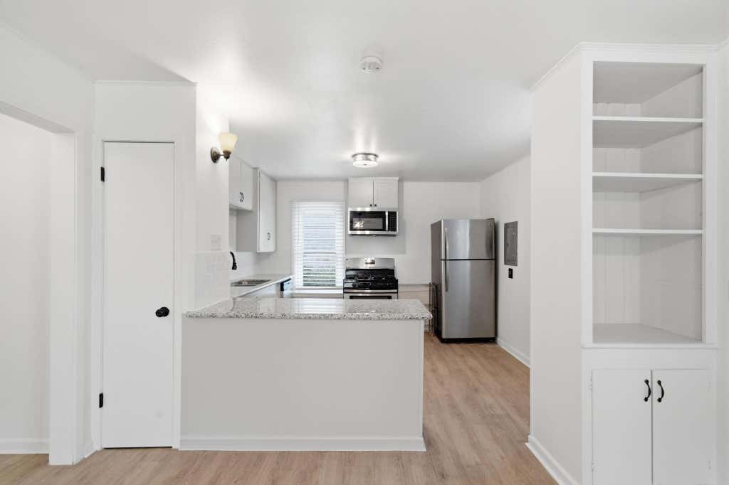Photo of 1523 Bonnie Brae Street #1, Houston, TX 77006 (MLS # 85232390)