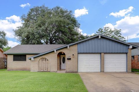 Photo of 10022 Belfast Road, La Porte, TX 77571 (MLS # 16191918)