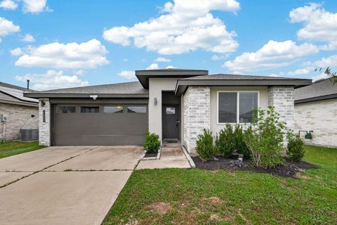 Photo of 7523 Keystone Blossom Trail, Richmond, TX 77407 (MLS # 10052240)