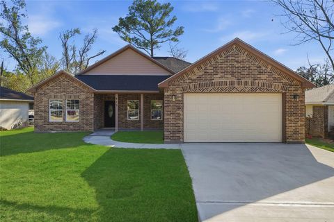 Photo of 815 Magnolia Avenue, Crosby, TX 77532 (MLS # 83598994)