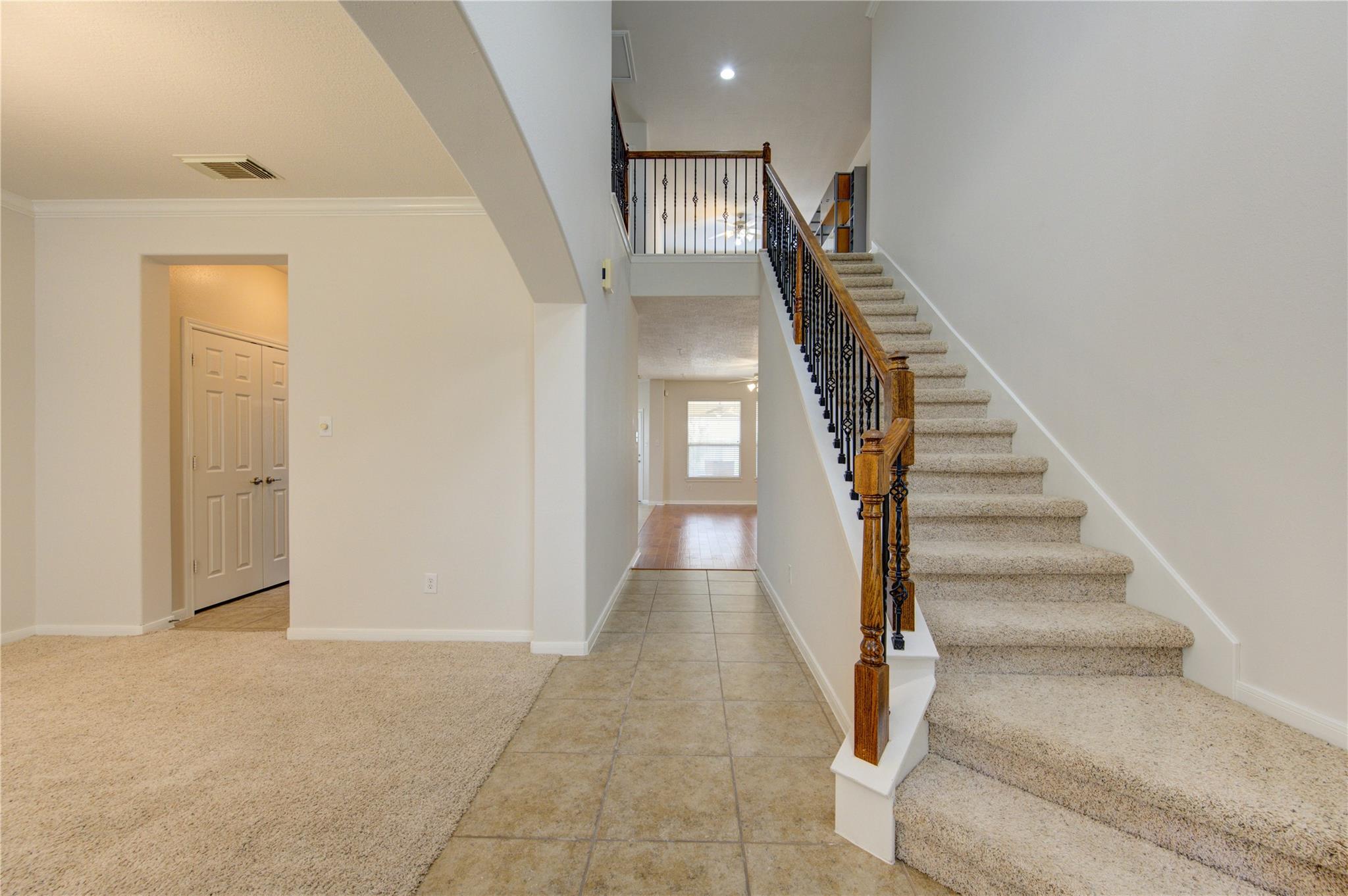 1903 Hampton Lakes Ct
