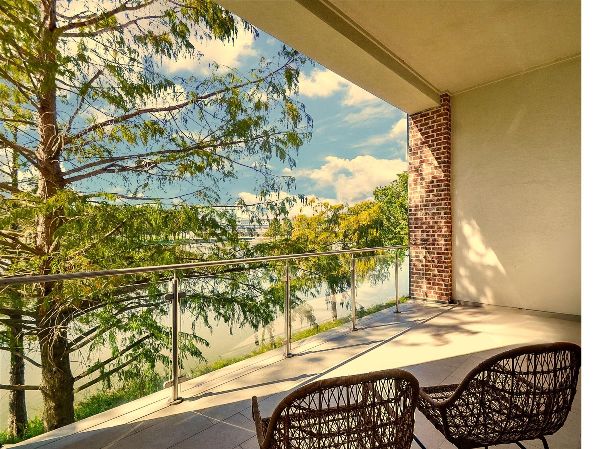 1448 Lake Pointe Parkway