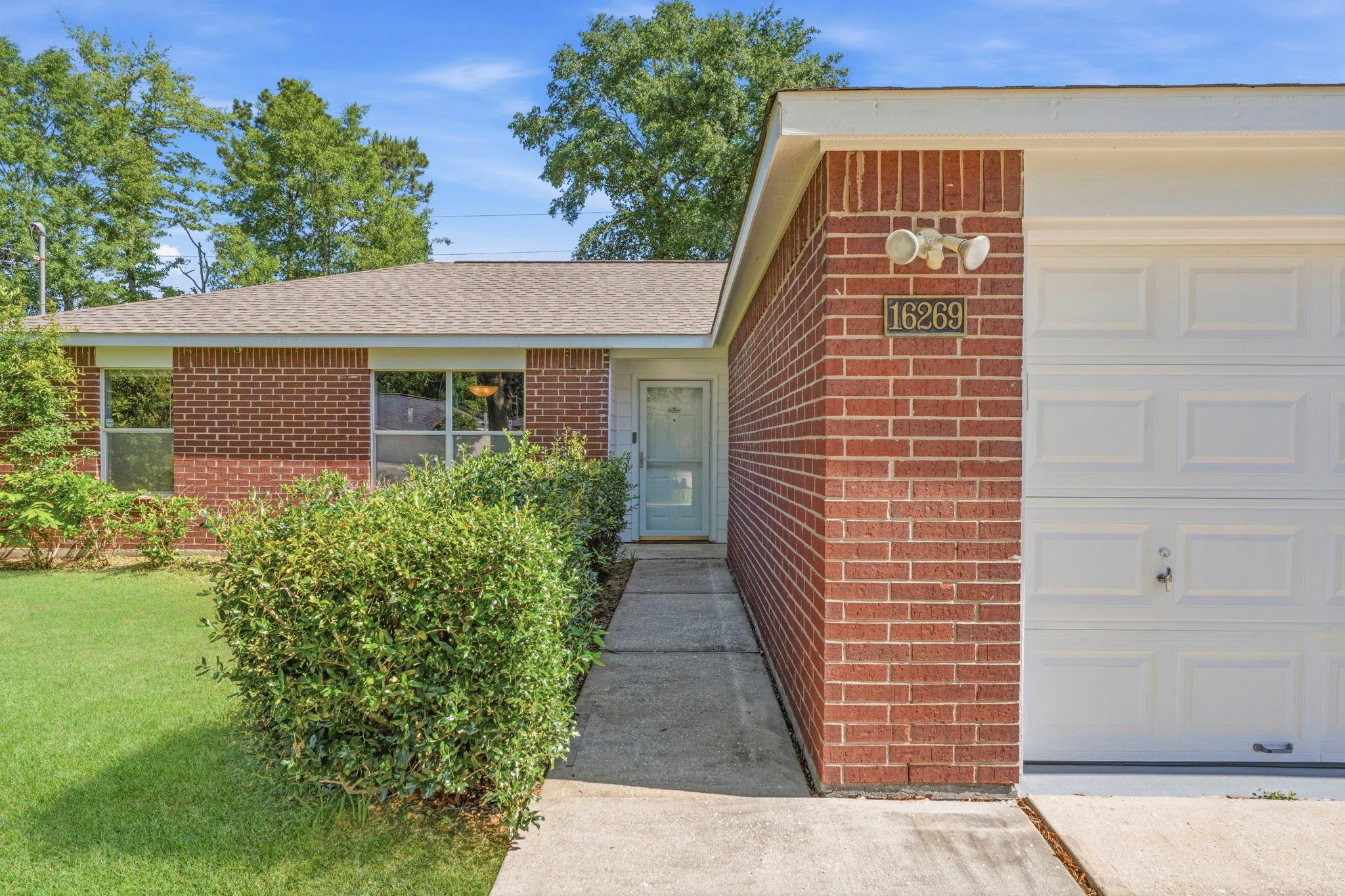 16269 Sun View Lane