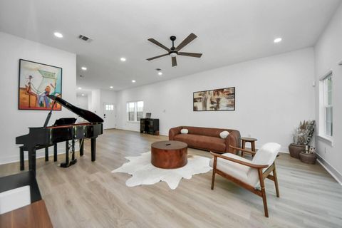 Photo of 6747 Peerless Street, Houston, TX 77021 (MLS # 59986787)