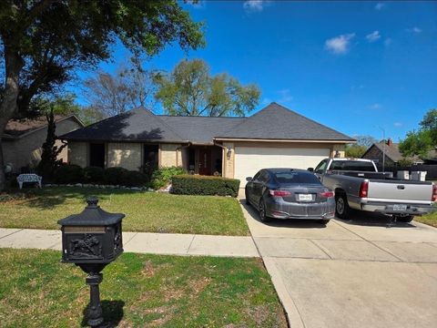 Photo of 14402 Moorfield Drive, Houston, TX 77083 (MLS # 35795239)