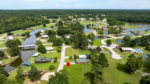 35 Hunters Creek Drive Huntsville TX 77340