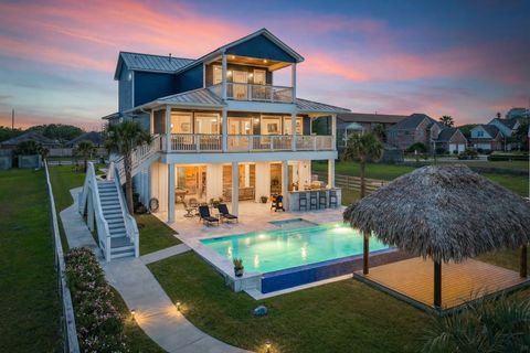 Photo of 7220 Avenue N 1/2, Galveston, TX 77551 (MLS # 73380891)