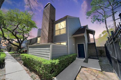 6601 Sands Point Drive 54 Houston TX 77074