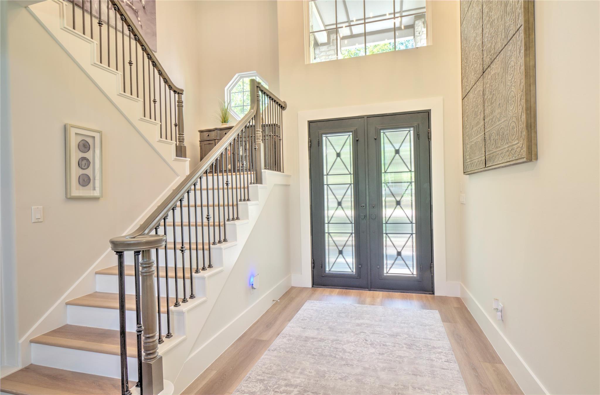 15508 Crown Oaks Drive