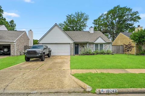 Photo of 18242 Brooknoll Drive, Houston, TX 77084 (MLS # 13867510)