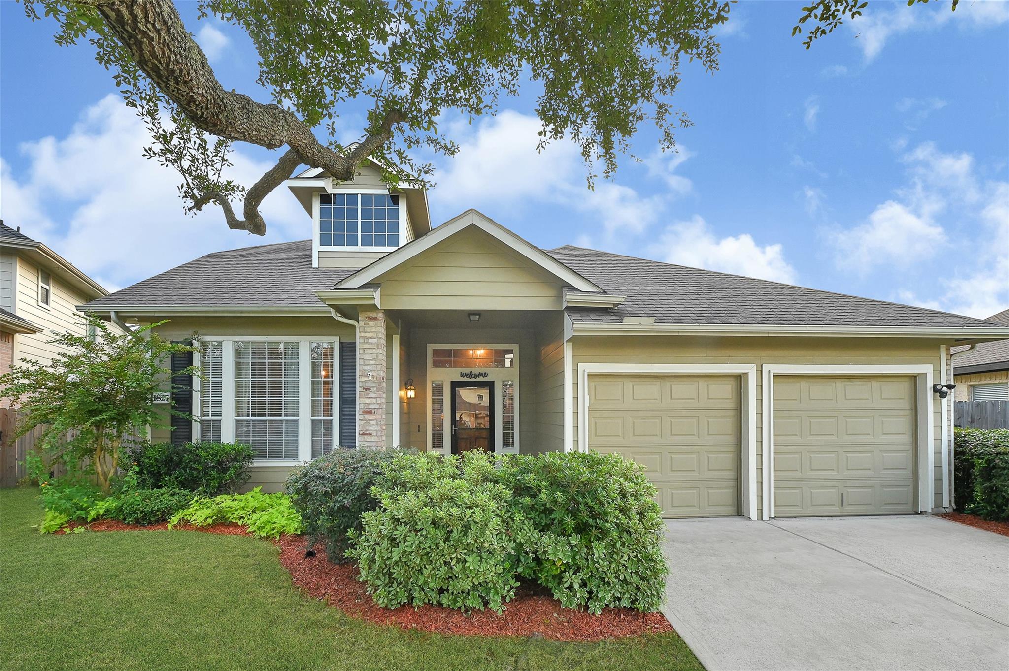 1827 Calypso Cove Court
