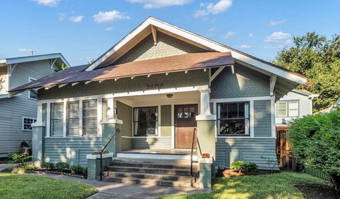 Photo of 2608 Hopkins Street, Houston, TX 77006 (MLS # 57593025)