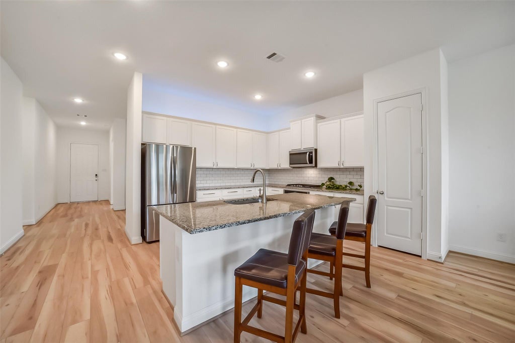 Photo of 17076 Easter Lily Drive, Conroe, TX 77385 (MLS # 65046411)