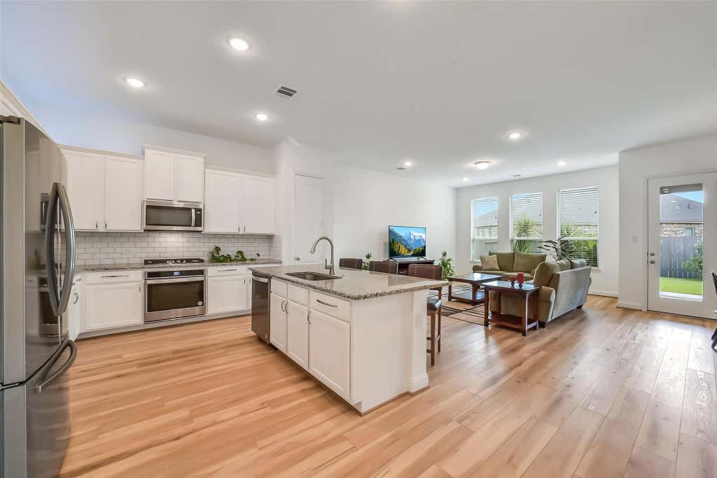 Photo of 17076 Easter Lily Drive, Conroe, TX 77385 (MLS # 65046411)