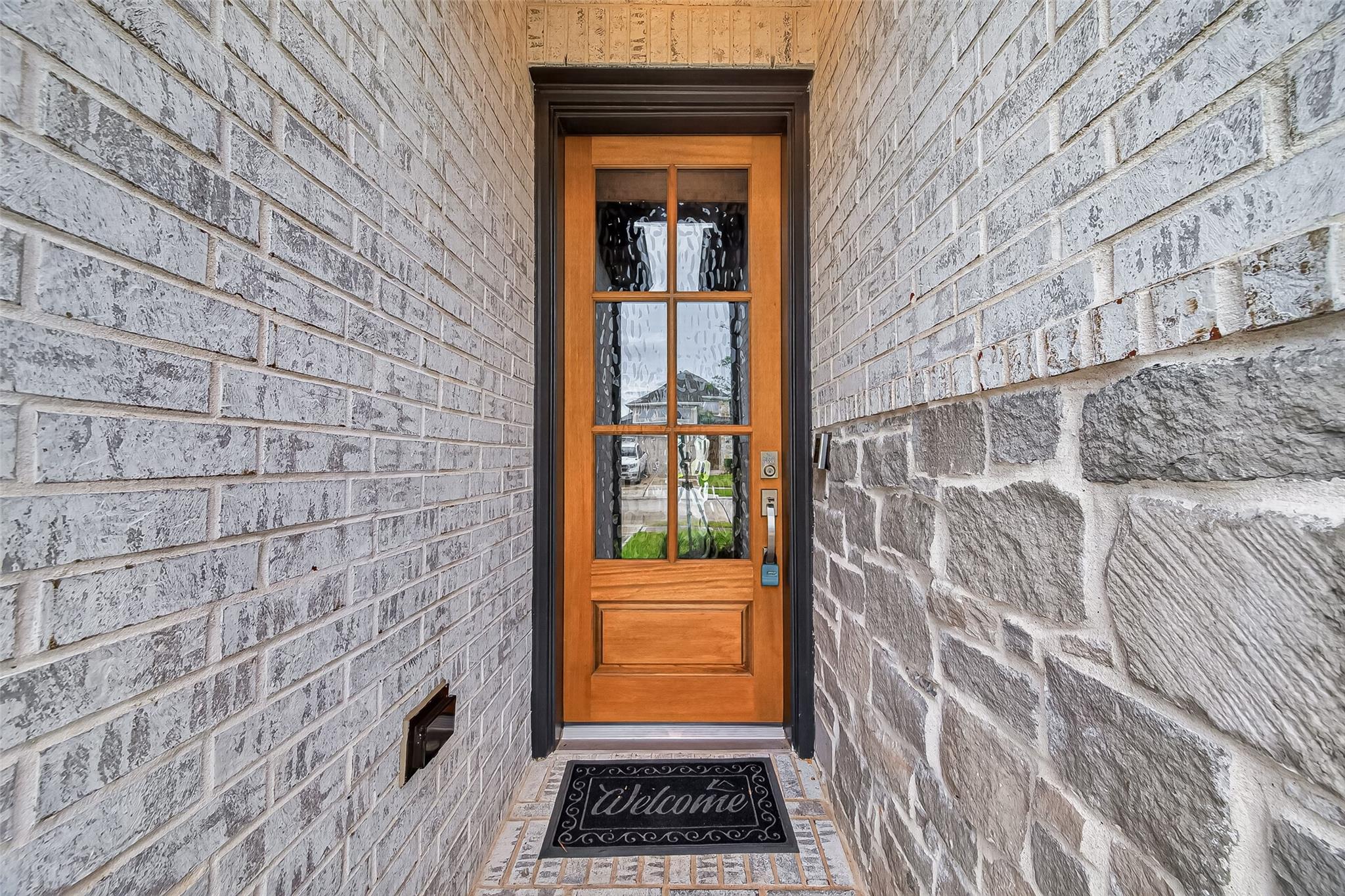 8758 Harbor Pines Drive