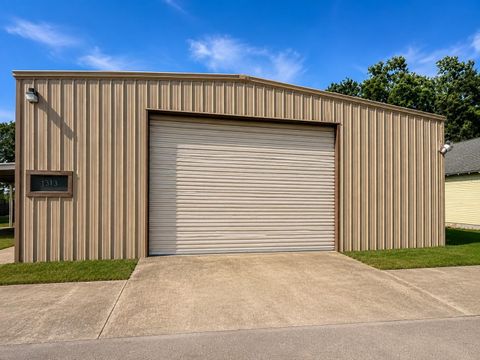 Photo of 220 W First Street, Wharton, TX 77488 (MLS # 77510535)