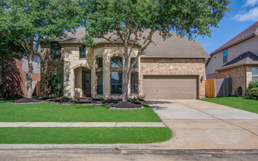 Photo of 13719 Kingston River Lane, Houston, TX 77044 (MLS # 38990865)
