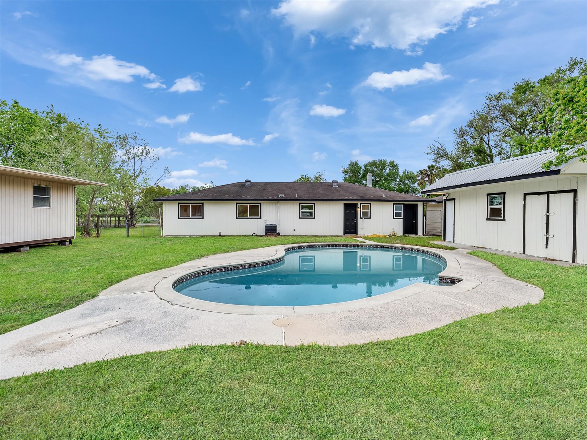 1905 County Road 235