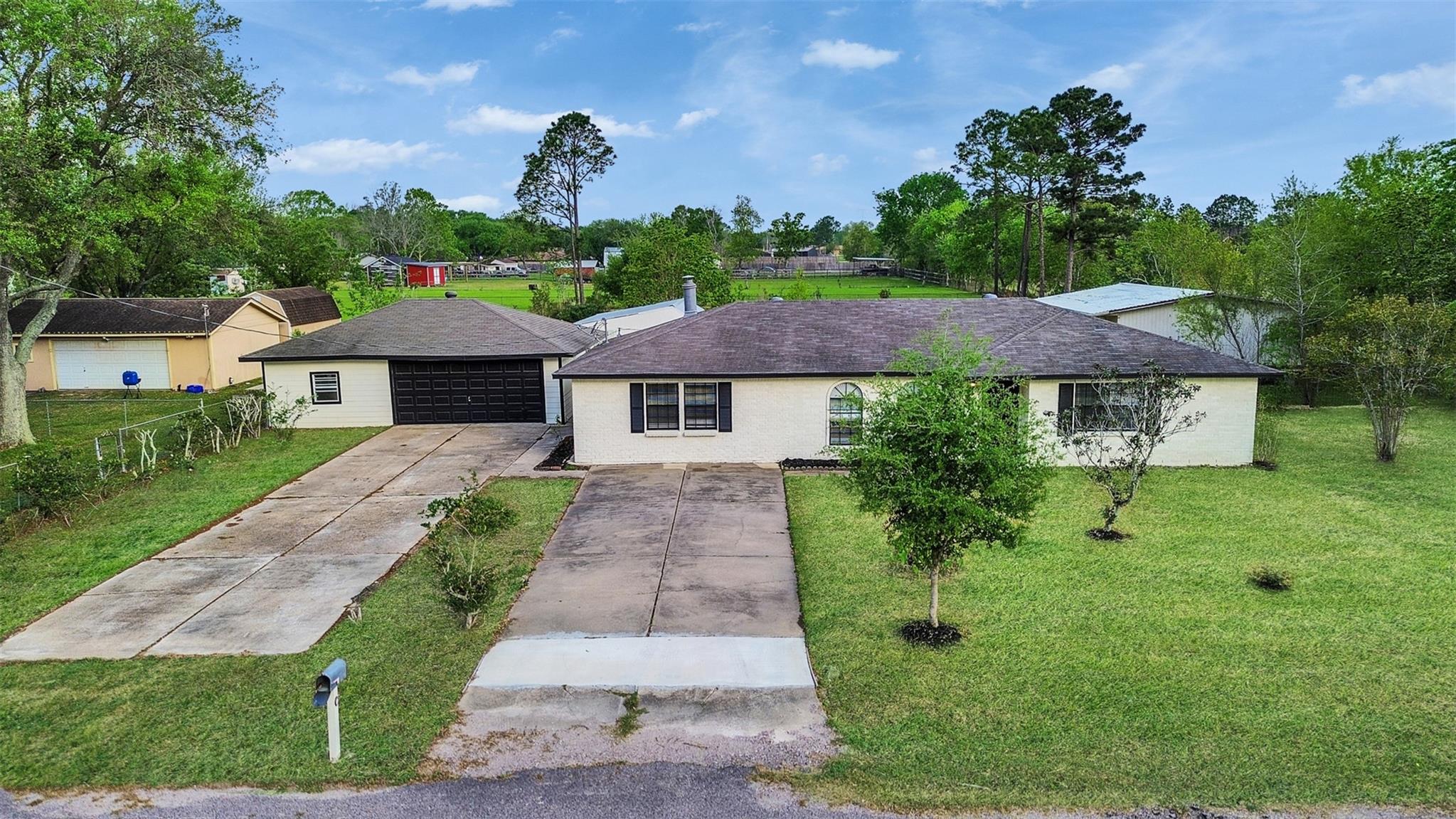 1905 County Road 235
