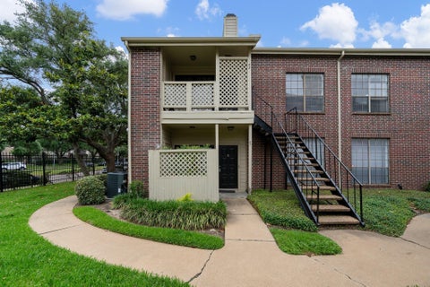 Photo of 8055 Cambridge Street #87, Houston, TX 77054 (MLS # 85335205)