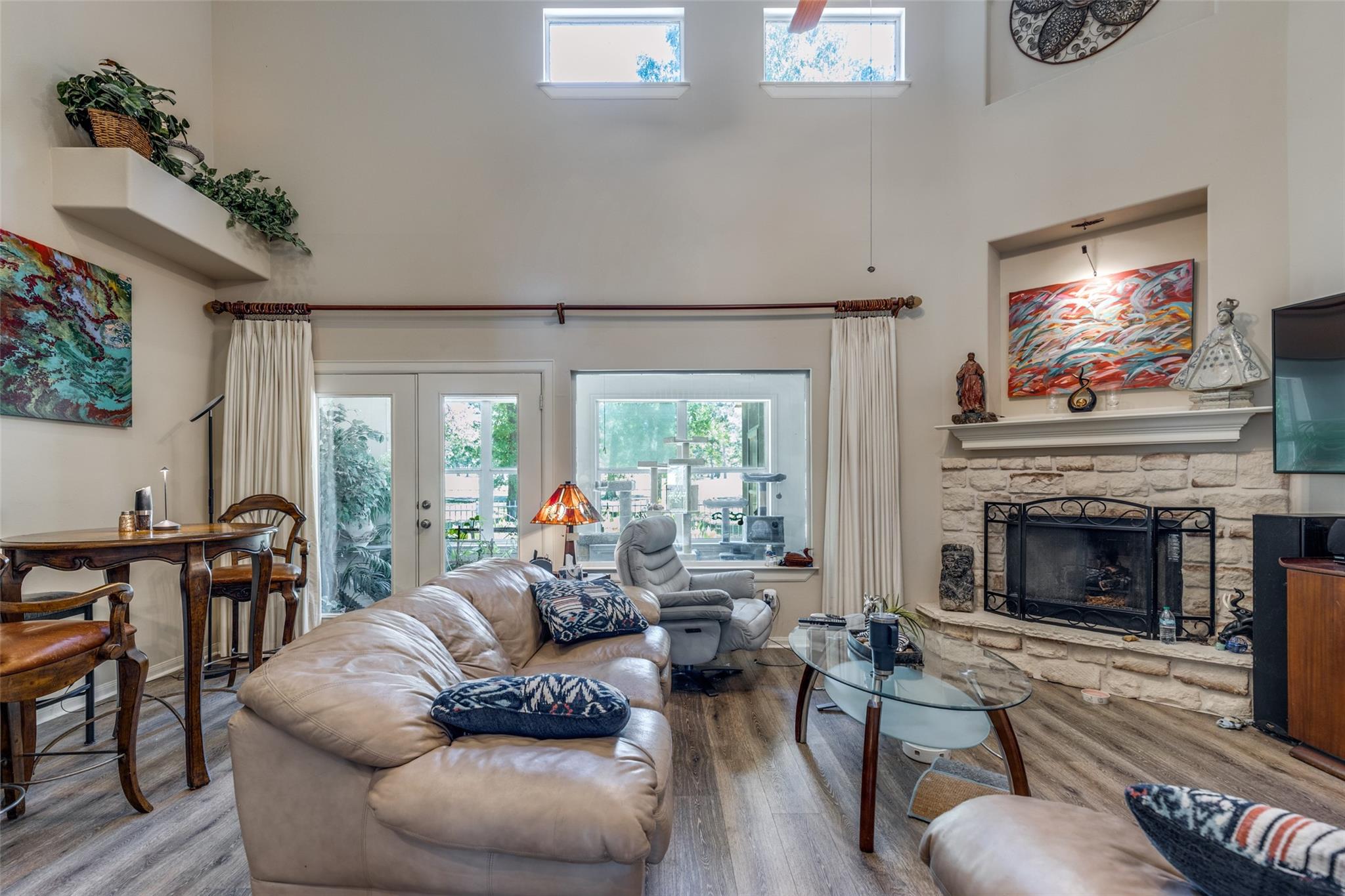 17 Presidio Road