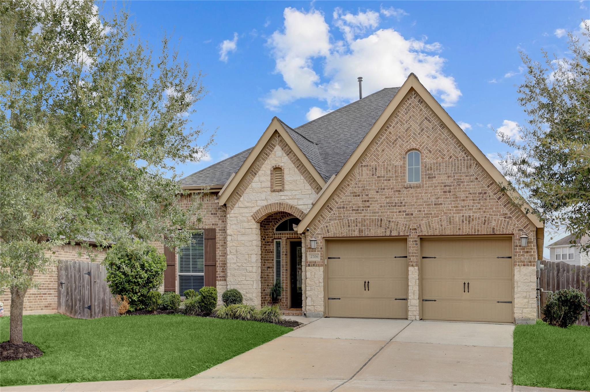 2706 Rivermist Lane