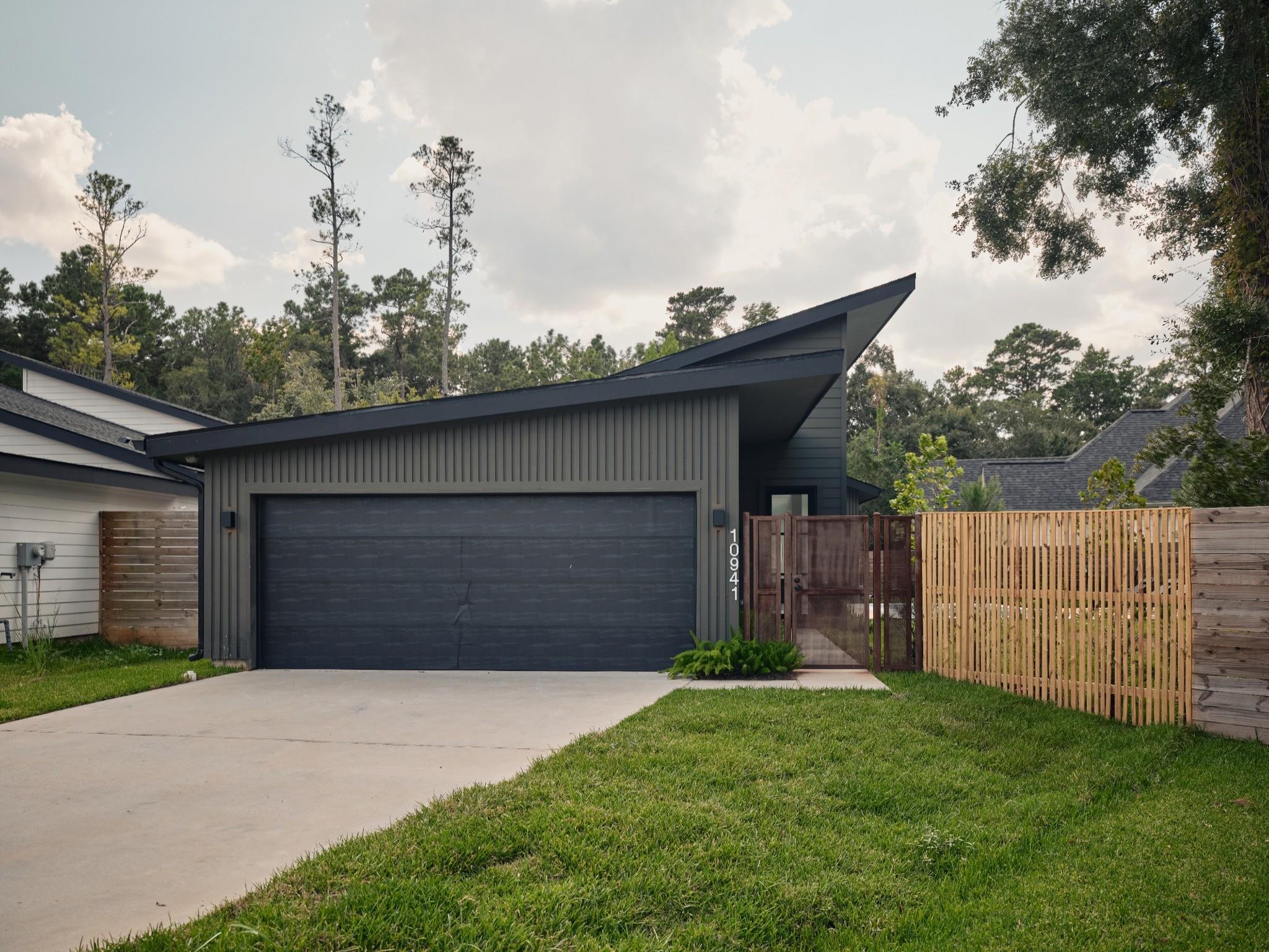10941 Bluebird Place