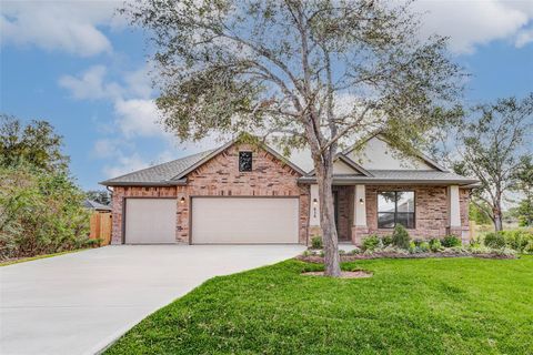 414 Texas Avenue Arcola TX 77583