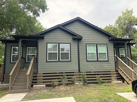 Photo of 5779 Belarbor Street #A, Houston, TX 77033 (MLS # 29816252)