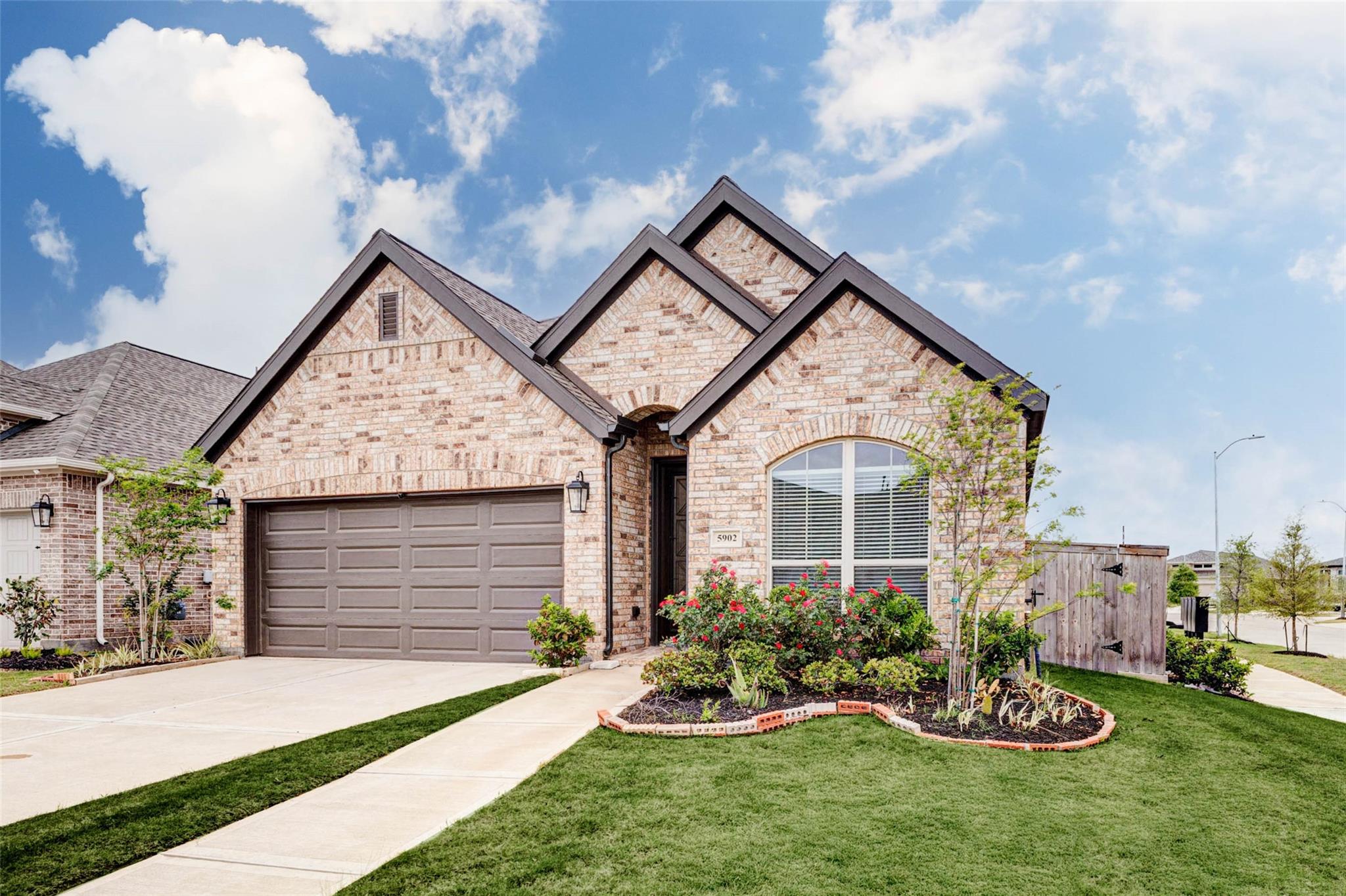 5902 Clementine Zest Drive