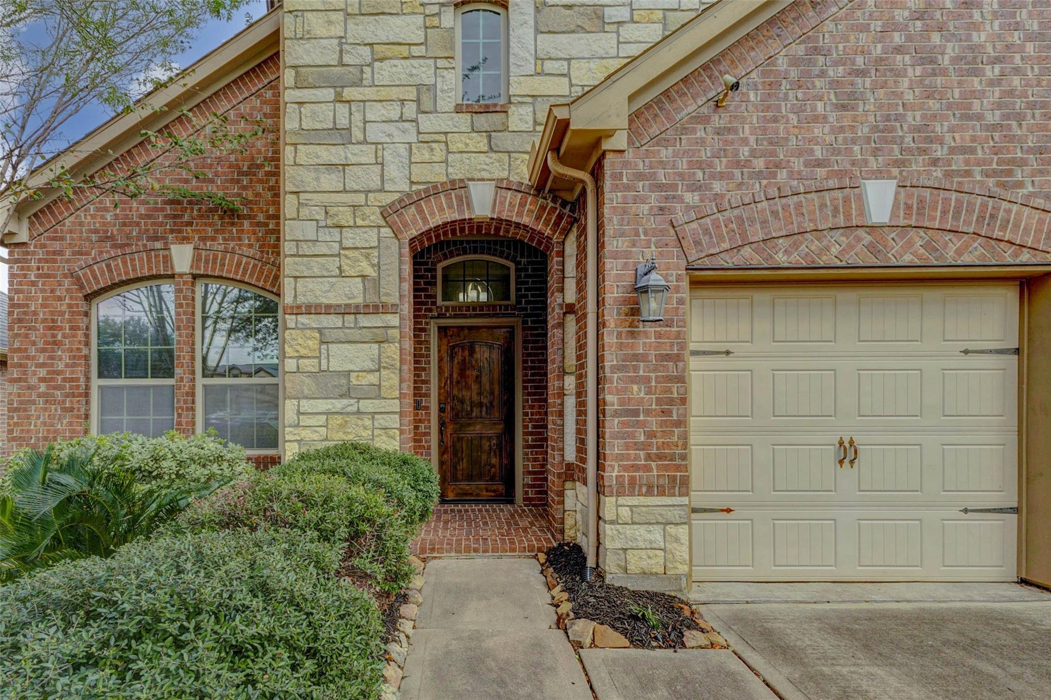 27130 Cottage Stream Lane