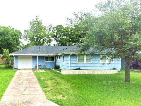 Photo of 1802 14th Avenue N, Texas City, TX 77590 (MLS # 38110234)